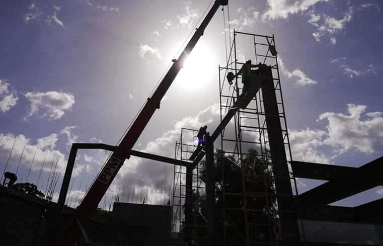 Cubierta y entrepiso de mezanine, World Gym para L&R Ingeniería — foto 2
