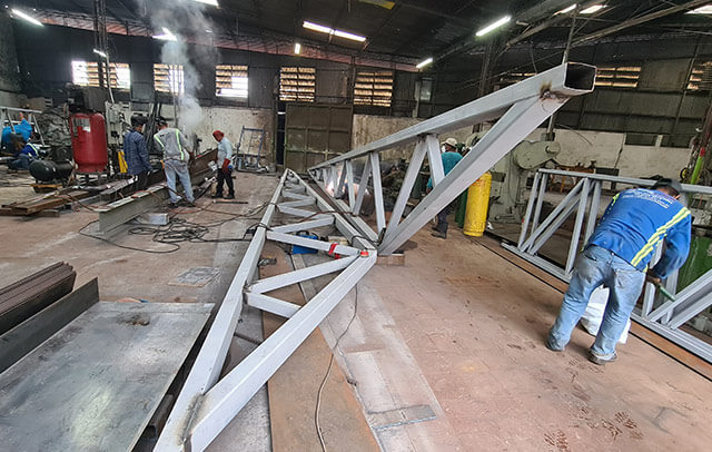 Vigas de alma llena y celosía fabricados por TM Industrial