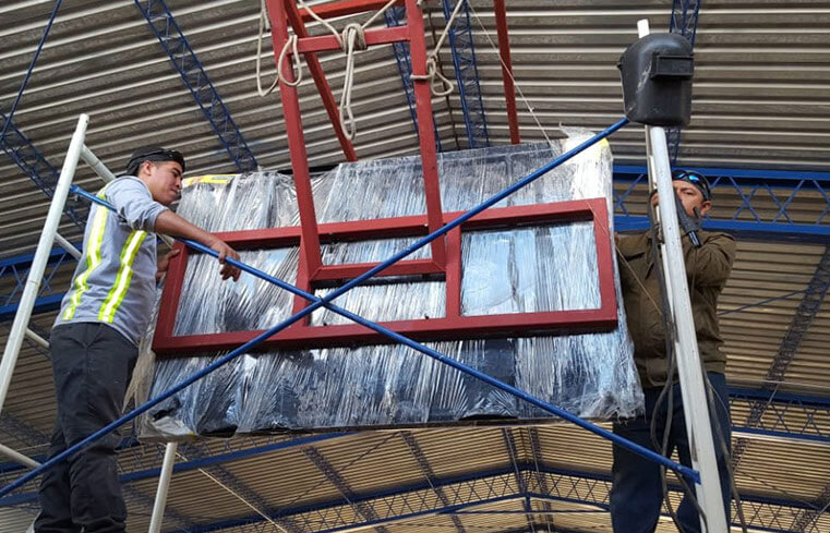 Tableros retráctiles para cancha de básquetbol para Ave Constructora — foto 2