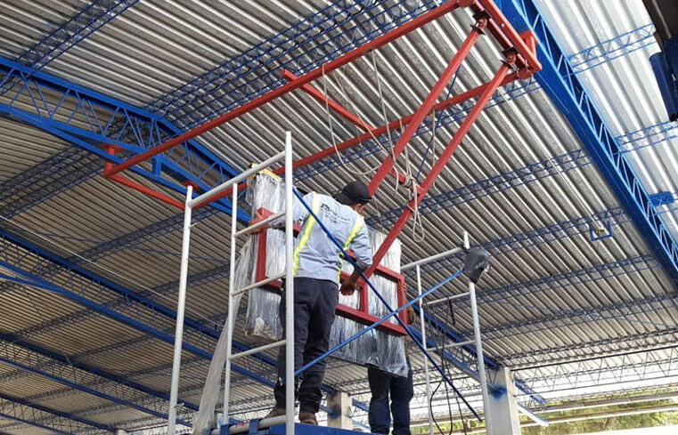 Tableros retráctiles para cancha de básquetbol para Ave Constructora — foto 3